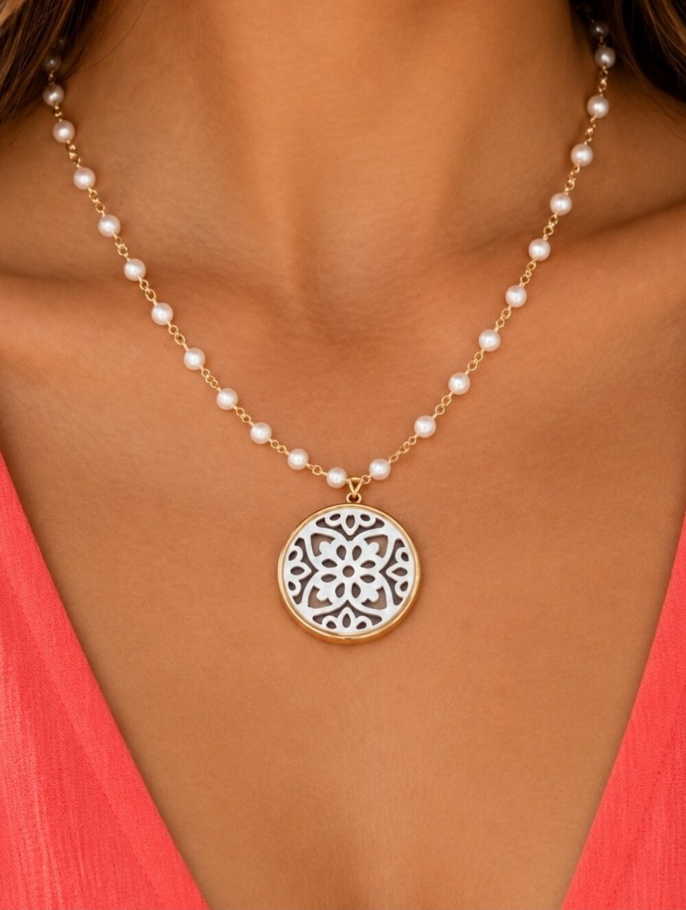 Ralph Lauren? White Plastic Laser Cut Out Necklace Faux Pearls Gold Tone EUC
